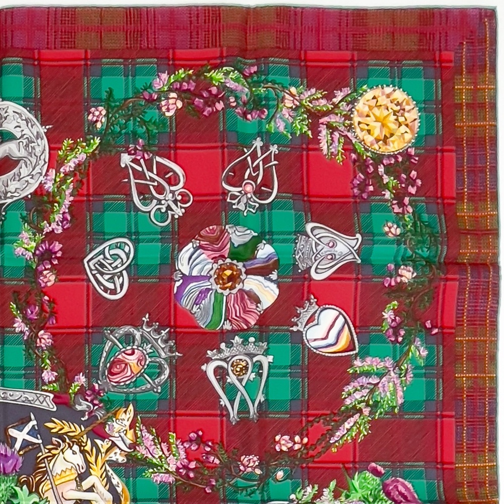NWT Hermes Scarf "Fleurs d’Écosse" 1 - Picture 8 of 10